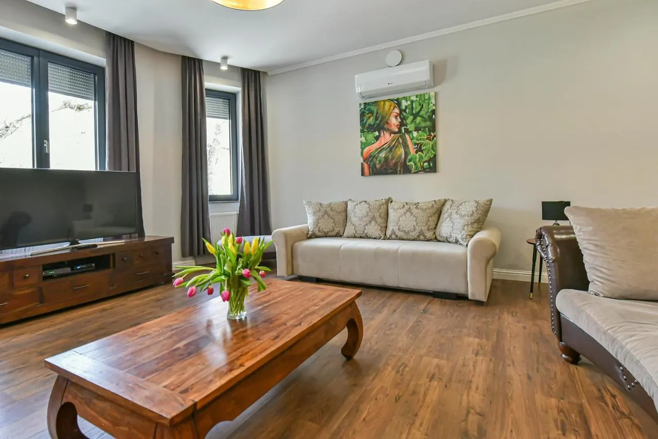 Apartment Villa Garden Eger