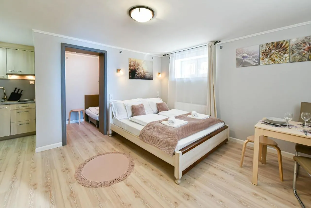 Villa Garden Eger Apartment